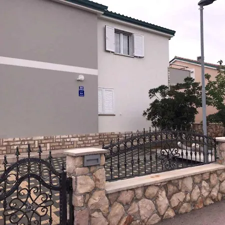 Apartment In - Zadar Riviera 39682 Razanac